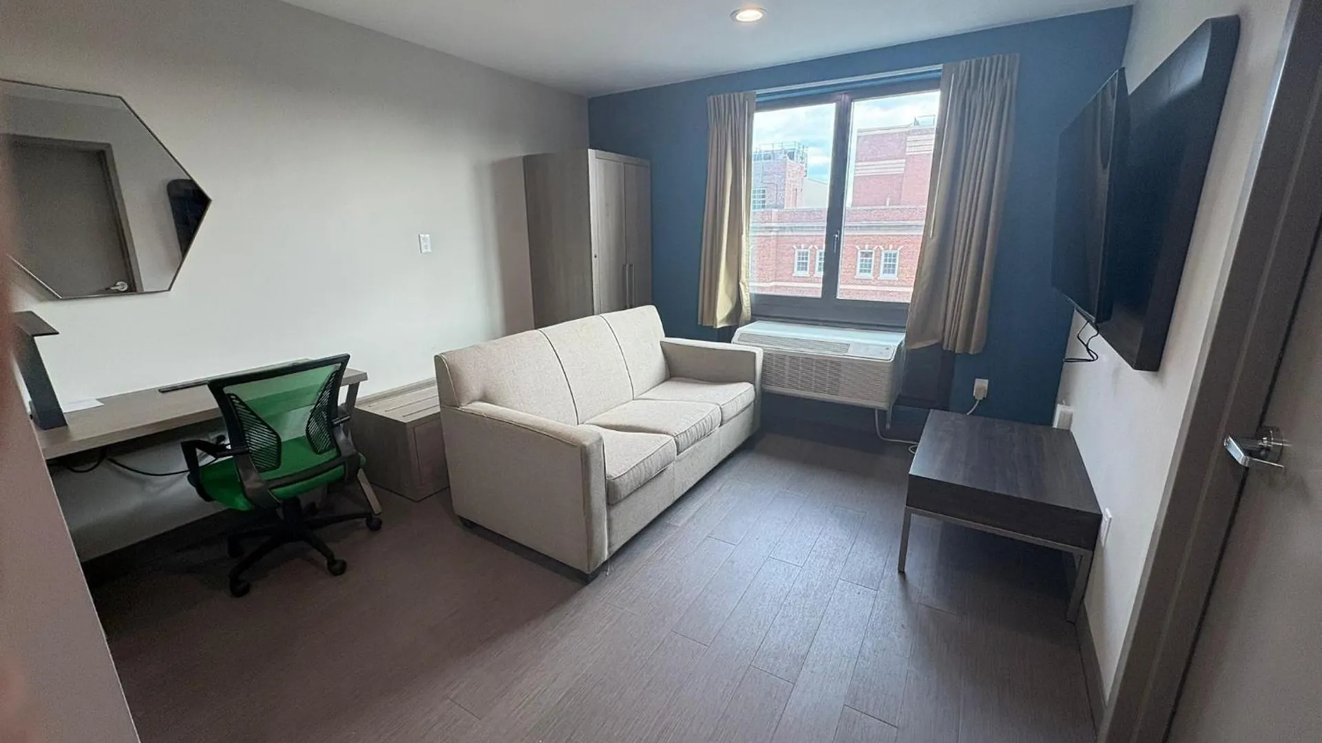 Hotel Holiday Inn Express & Suites New York